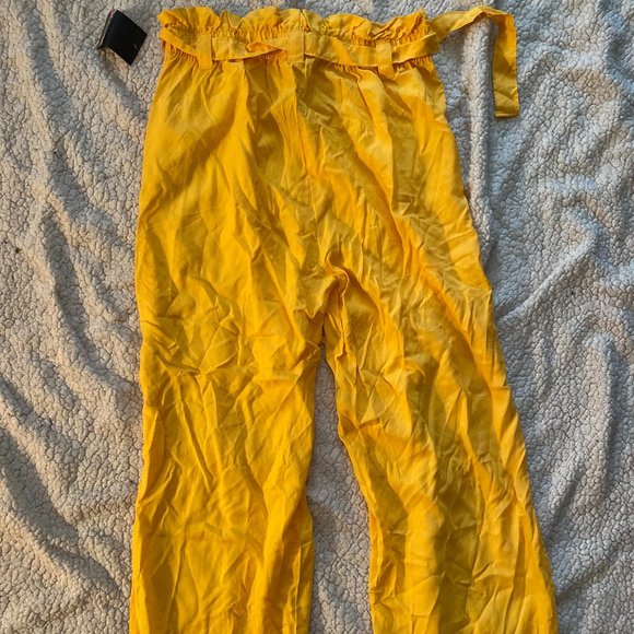 yellow flare pants with belt and pockets - Picture 3 of 4